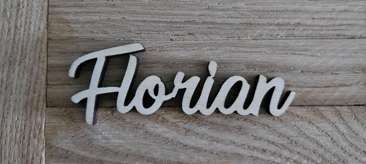 Holz-Platzkarten mit Namen – Hochzeit und Tischdeko