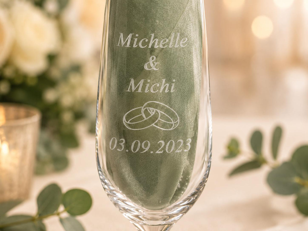Sektglas 200 ml zur Hochzeit – mit Namen und Datum